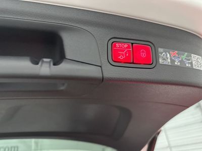 2026 Mercedes-Benz GLE — photo 28 view
