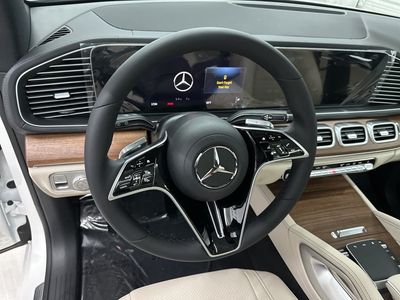 2026 Mercedes-Benz GLE — photo 10 view