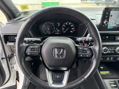 2023 Honda CR-V Hybrid Sport Touring — photo 14 view