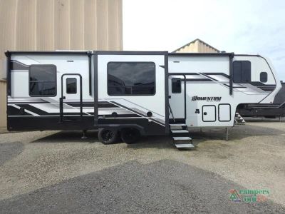 2026 Grand Design Momentum G-Class — photo 8 view