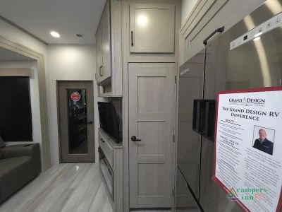 2026 Grand Design Momentum G-Class — photo 43 view