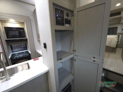 2026 Grand Design Momentum G-Class — photo 42 view