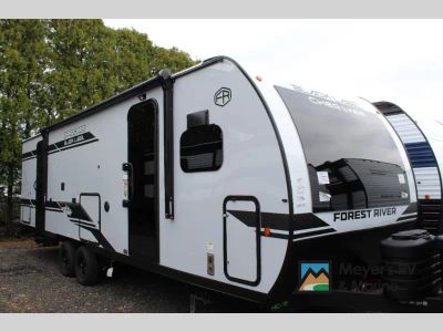 2026 Forest River RV Cherokee Grey Wolf Black Label 27GHBL — front three-quarter view