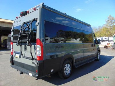 2025 Thor Motor Coach Tellaro - Photo 5