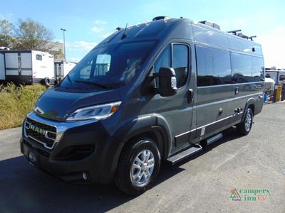 2025 Thor Motor Coach Tellaro - Photo 2