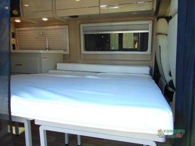 2025 Thor Motor Coach Tellaro - Photo 33