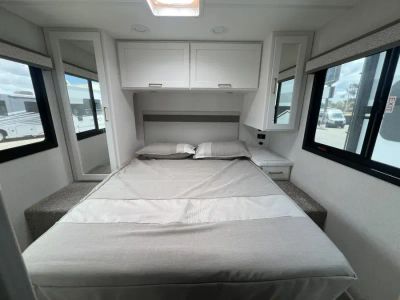 2027 Thor Motor Coach CHATEAU — photo 16 view