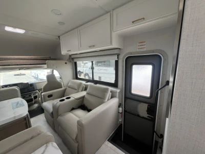 2027 Thor Motor Coach CHATEAU — photo 14 view