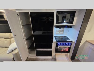 2026 Venture RV SportTrek Touring Edition — photo 37 view