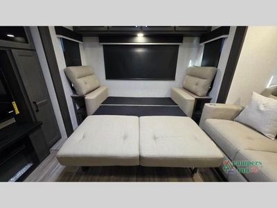 2026 Venture RV SportTrek Touring Edition — photo 32 view