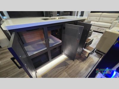 2026 Venture RV SportTrek Touring Edition — photo 40 view