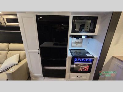 2026 Venture RV SportTrek Touring Edition — photo 36 view