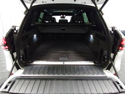 2025 BMW X5 - Photo 11