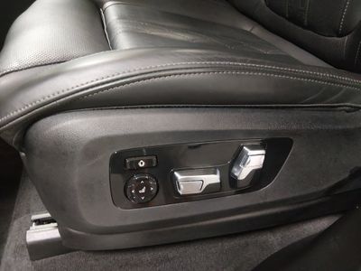 2025 BMW X5 - Photo 22