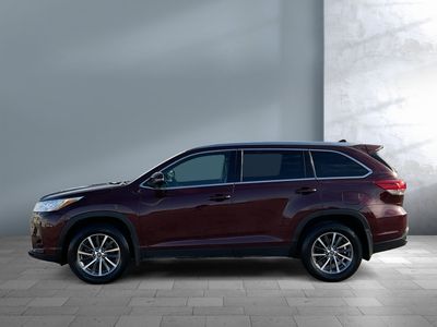 2019 Toyota Highlander — interior view