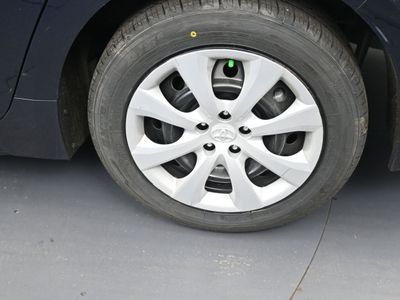 2026 2023 Toyota Corolla LE Sedan - Photo 19