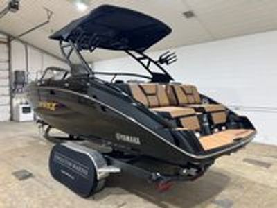 2026 Yamaha 255 XD - Photo 8