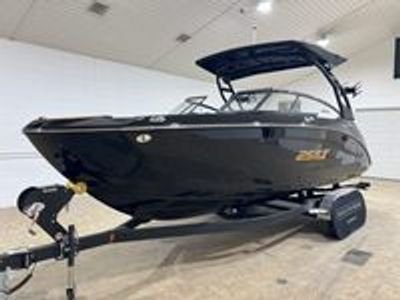 2026 Yamaha 255 XD - Photo 2