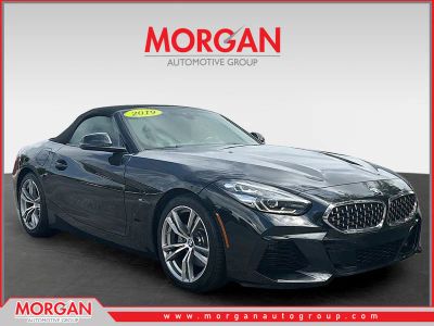 2019 BMW Z4 sDrive30i in Black Sapphire Metallic — front three-quarter view