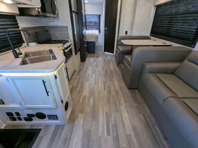 2024 Jayco Redhawk - Photo 6
