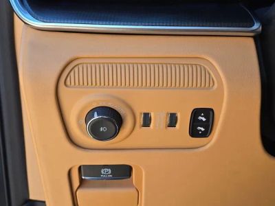 2024 Jeep Grand Wagoneer — photo 30 view