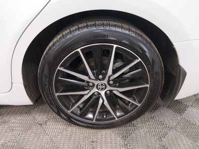 2024 Toyota Camry — photo 10 view