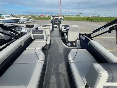 2025 Barletta Boats Cabrio Mid-Lounge - Photo 12