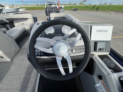 2025 Barletta Boats Cabrio Mid-Lounge - Photo 10