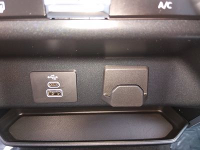 2025 Ford F-150 — photo 19 view