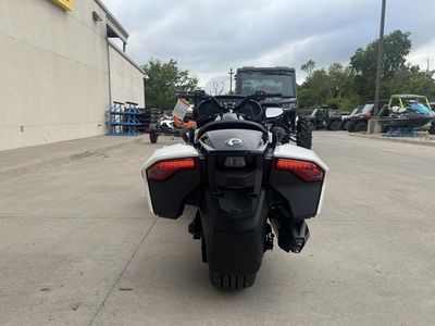 2025 Can-Am Spyder F3-T Rotax 1330 ACE - Photo 4