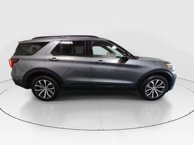 2025 Ford Explorer - Photo 8