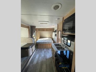 2021 Winnebago Industries Towables Micro Minnie - Photo 11