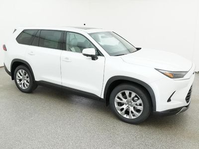 2026 Toyota Grand Highlander — photo 13 view