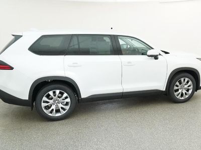 2026 Toyota Grand Highlander — photo 8 view