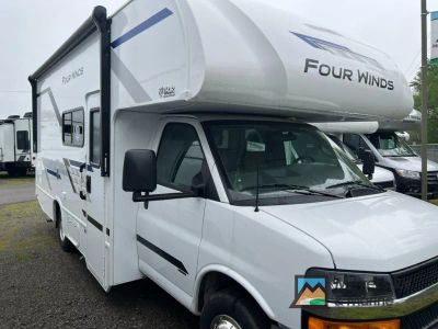 2026 Thor Motor Coach Four Winds 22Z — front three-quarter view