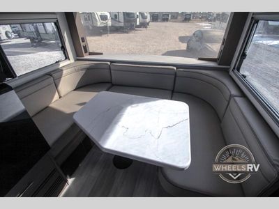 2025 Grand Design Serenova - Photo 47
