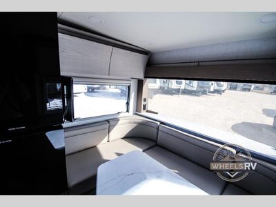 2025 Grand Design Serenova - Photo 46