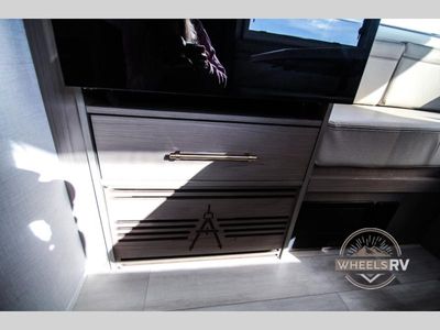 2025 Grand Design Serenova - Photo 49