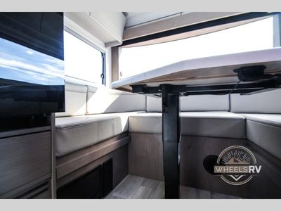 2025 Grand Design Serenova - Photo 48
