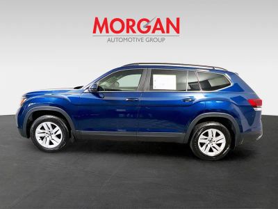 2021 Volkswagen Atlas — engine compartment view