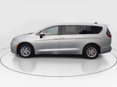 2023 Chrysler Pacifica — interior view