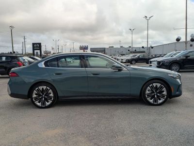 2024 BMW 5 Series - Photo 16