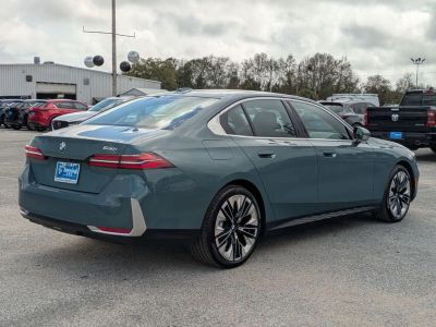 2024 BMW 5 Series - Photo 4