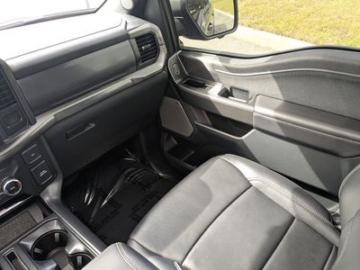 2025 Ford F-150 — photo 16 view