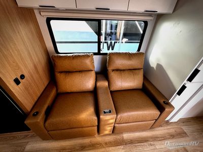 2026 Winnebago Thrive - Photo 4