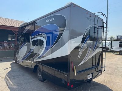 2017 Thor Motor Coach Siesta - Photo 4