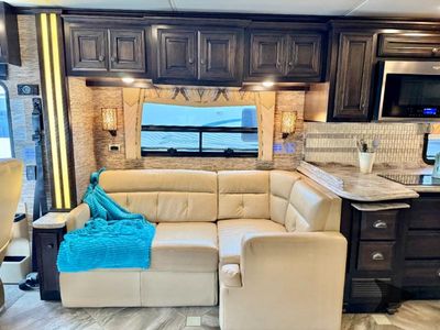2016 Newmar Dutch Star - Photo 12