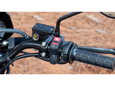 2025 Honda XR150L - Photo 19