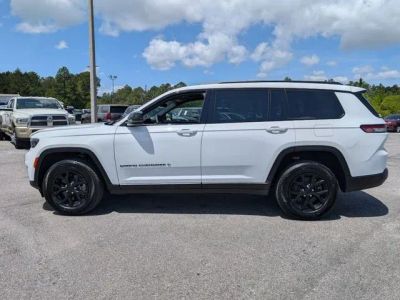 2025 Jeep Grand Cherokee L - Photo 2