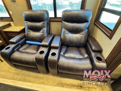 2018 DRV Luxury Suites Mobile Suites - Photo 34